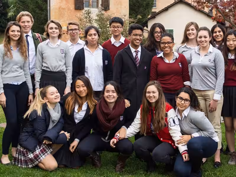 Descubre la Excelencia Educativa en los Internados Suizos